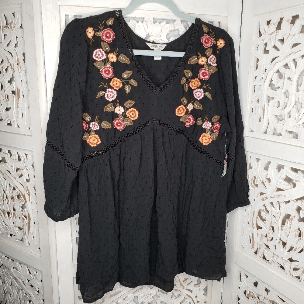 Arizona Black Embroidered Floral Peasant Tunic Top